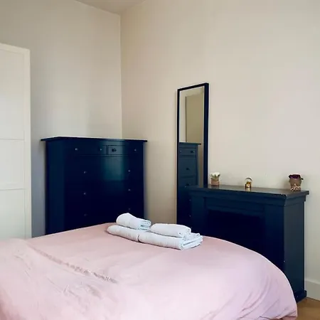 Charmant 2 Pieces Haut Marais Place De La Republique Apartment *