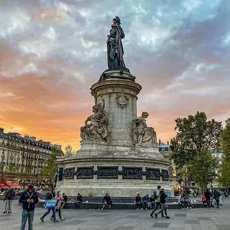 Apartment Charmant 2 Pieces Haut Marais Place De La Republique *